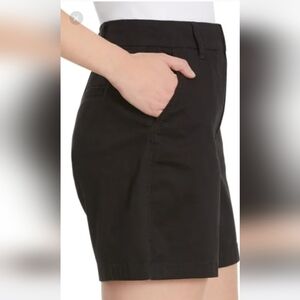 NWT Gloria Vanderbilt Black Chino Shorts Women's Size 14 Stretch 5" Inseam